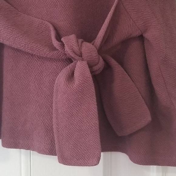 Express Blouse - Picture 3 of 4